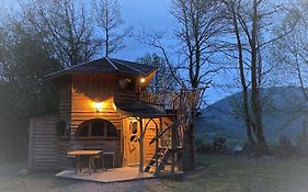 Les Cabanes De Pyrene